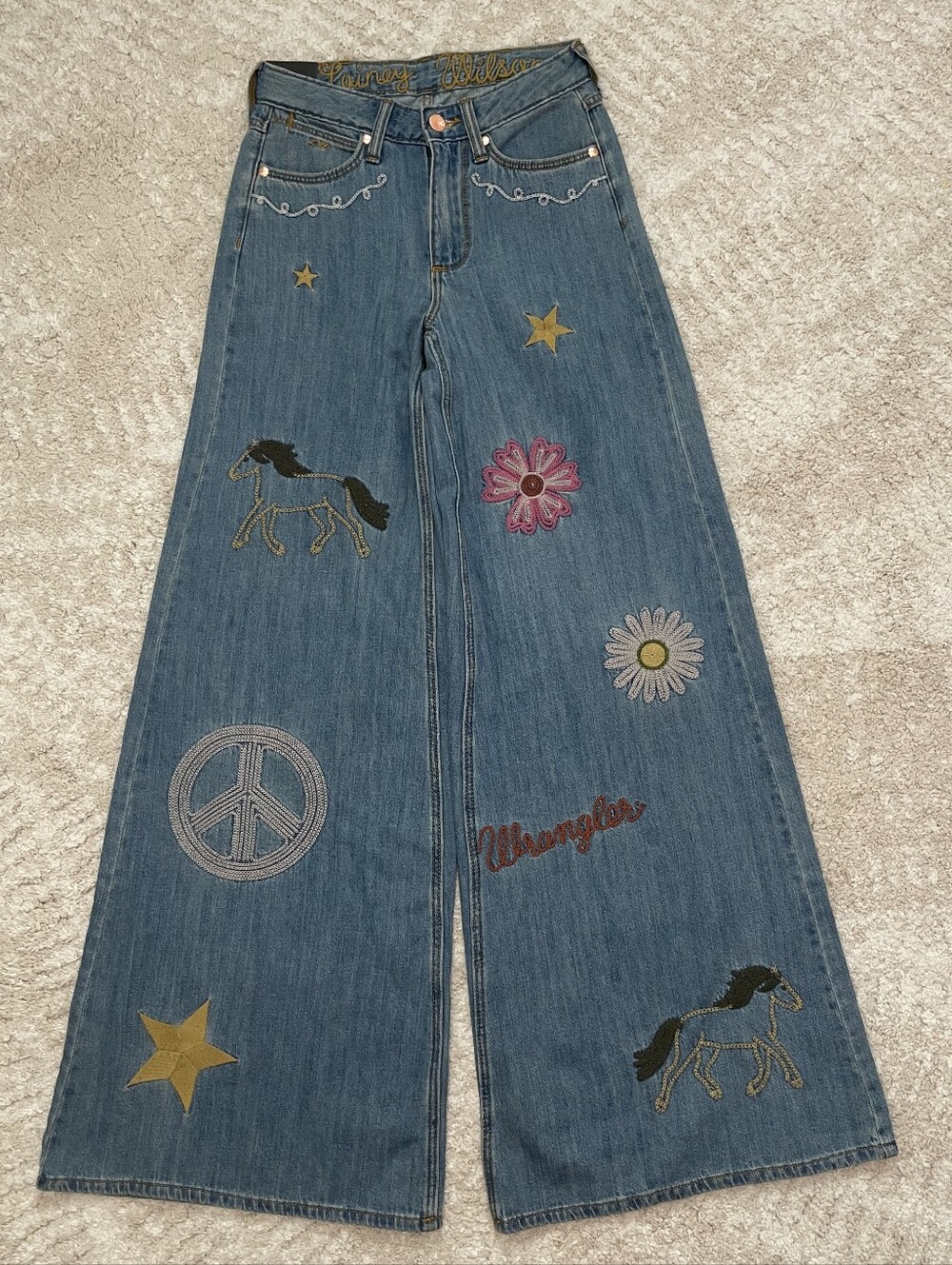Wrangler NWT Blue Embroidered Wide-Leg Jeans Size 24 - Picture 7 of 13